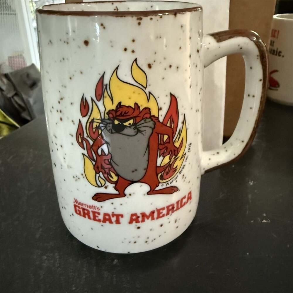 Vintage 1978 Marriott's Great America Tasmanian Devil Warner Bros Taz Coffee Mug